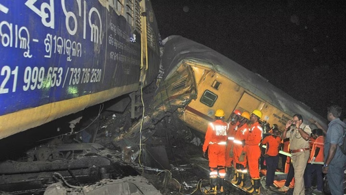 Andhra train accident 14 dead, over 50 injured in collision, rescue