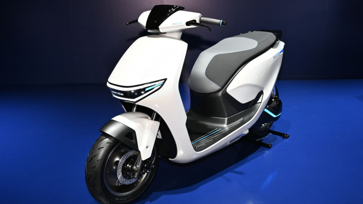 New Honda electric scooter makes debut at Japan Mobility Show Bike