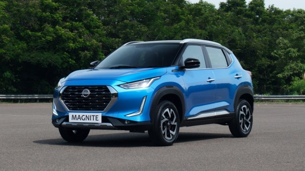 Nissan Magnite AMT front