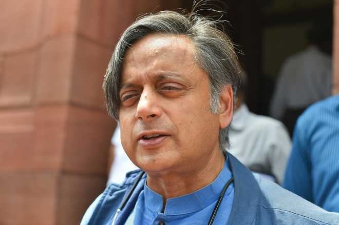 'Mallikarjun Kharge or Rahul Gandhi likely PM choice from Congress': Shashi Tharoor