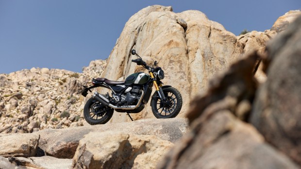 Triumph Scrambler 400 X