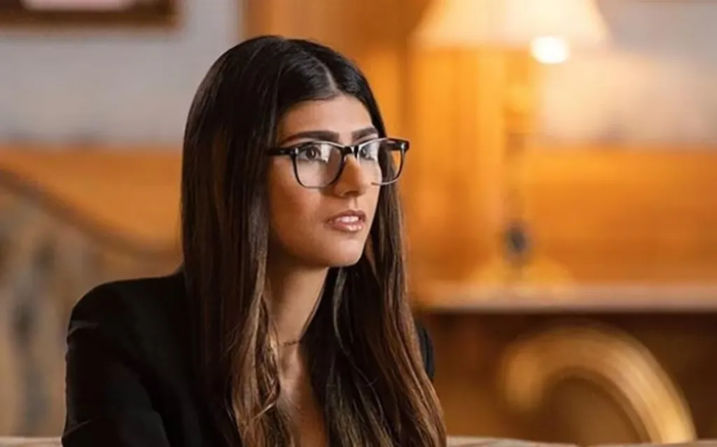 Mia Khalifa fired from podcast deal for Tweet supporting Palestine in
