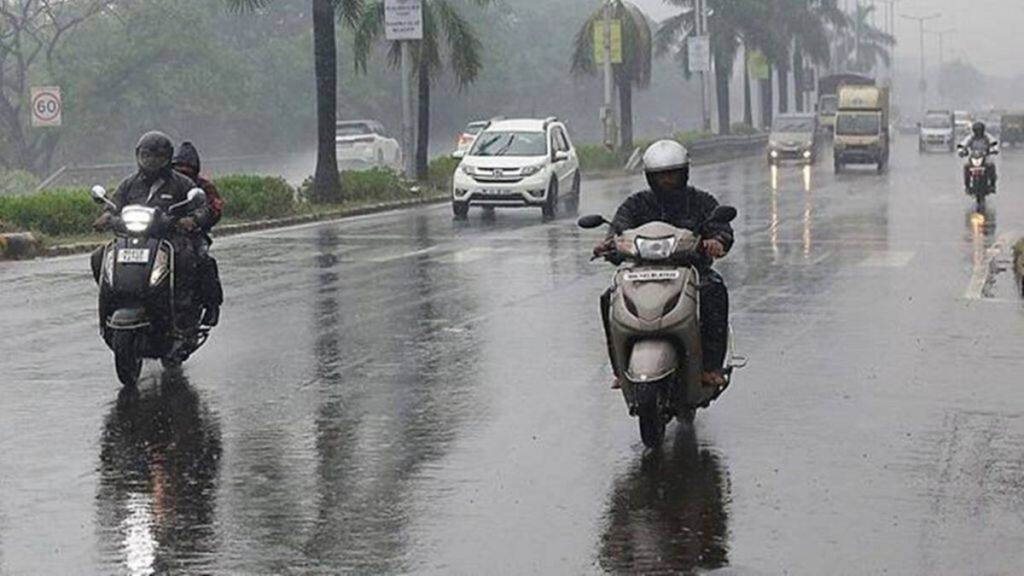weather conditions, Weather update, Rainfall predictions, Rainfall, Rains, India Meteorological Department, IMD, Rainfall in Uttar Pradesh, Rainfall in Bihar, Rainfall in Jharkhand, Rainfall in Chhattisgarh, Rainfall in Assam, Rainfall in Manipur, Rainfall in India, Weather prediction, Delhi rains, UP rains, Himachal weather, Uttarakhand weather