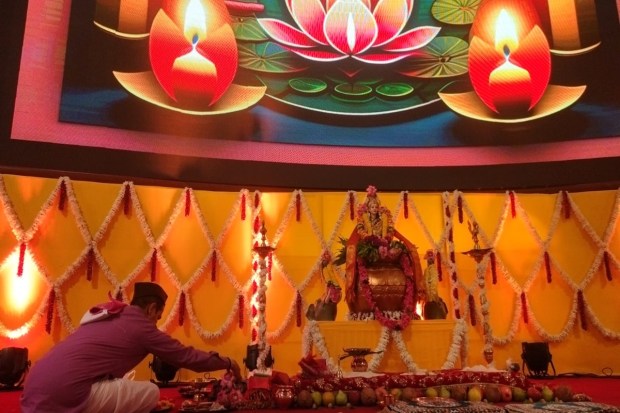 This year, the Muhurat trading session would be held from 18:00 hrs to 19:15 hrs. (Photo: Sumana Sarkar)
