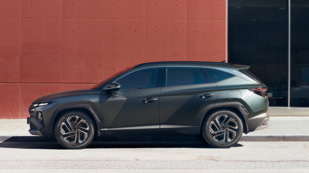 2024 Hyundai Tucson side