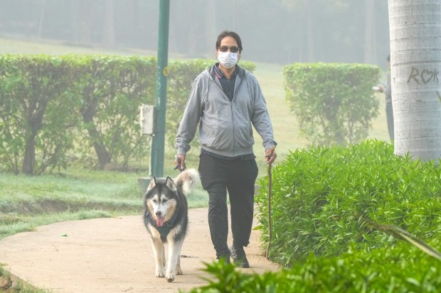 The poisonous haze has been causing significant problems for people with existing respiratory issues, according to doctors. Unfavourable meteorological conditions combined with vehicular emissions, paddy straw burning, firecrackers and other local pollution sources contribute to hazardous air quality levels in Delhi-NCR during the winter every year.(PTI photo)