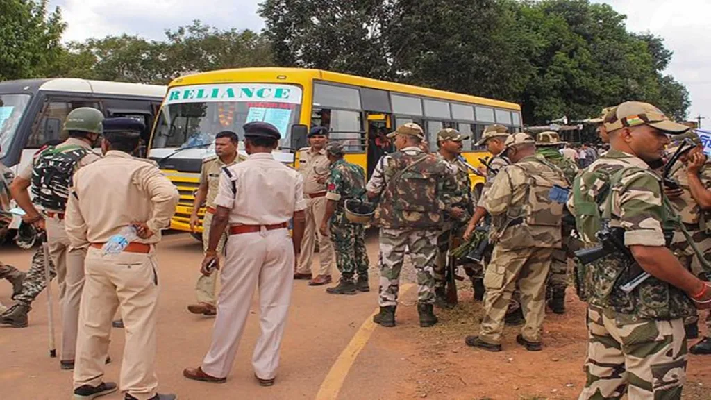 Chhattisgarh elections | CRPF jawan on poll duty injured in blast by Naxals in Sukma