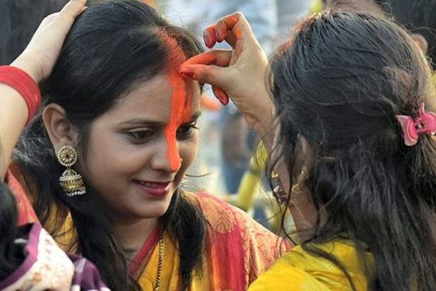 Guwahati: Devotees perform rituals of 'Chhath Puja' festival at the bank of River Brahmaputra, in Guwahati, Monday, Nov. 20, 2023. (PTI Photo)