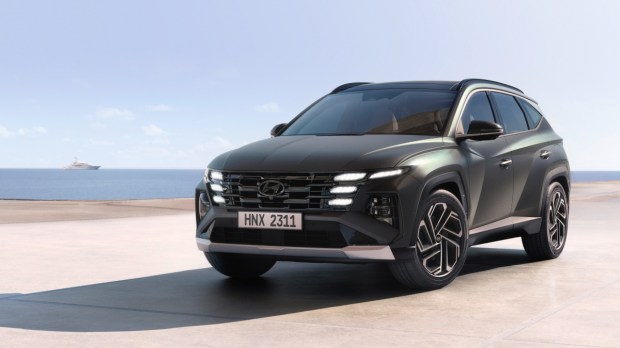 Hyundai Tucson front