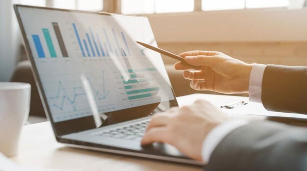 Empowering Investors: The digital revolution in financial advisory
