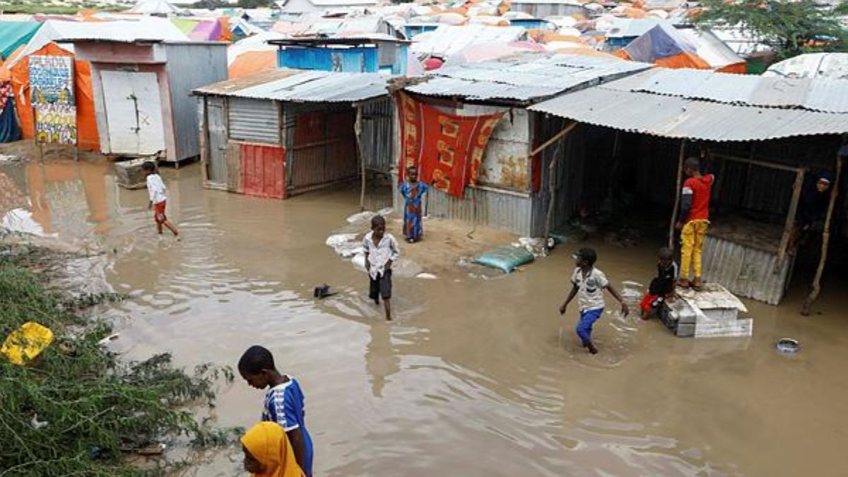 30 people dead in Kenya and Somalia as heavy rains and flash floods