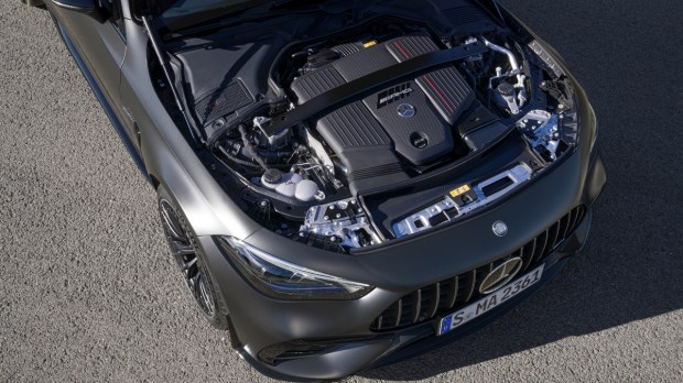 AMG CLE 53 Coupe engine