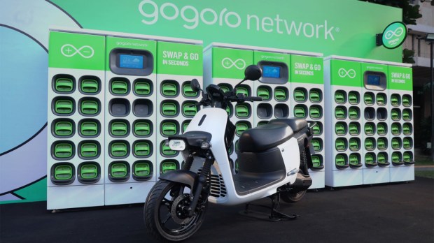 Gogoro Crossover battery swapping