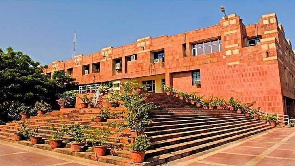 Ex-employee arrested for cheating JNU, IIT professors of over Rs 11 crore