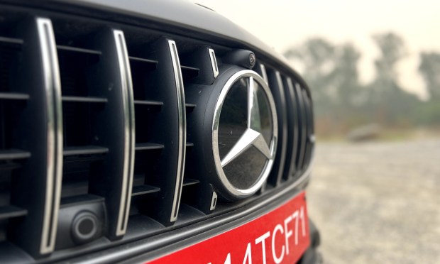 Mercedes AMG C43 grille