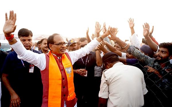 MP election results 2023: Hindutva to OBCs - 6 factors that could decide Shivraj vs Kamal Nath outcome