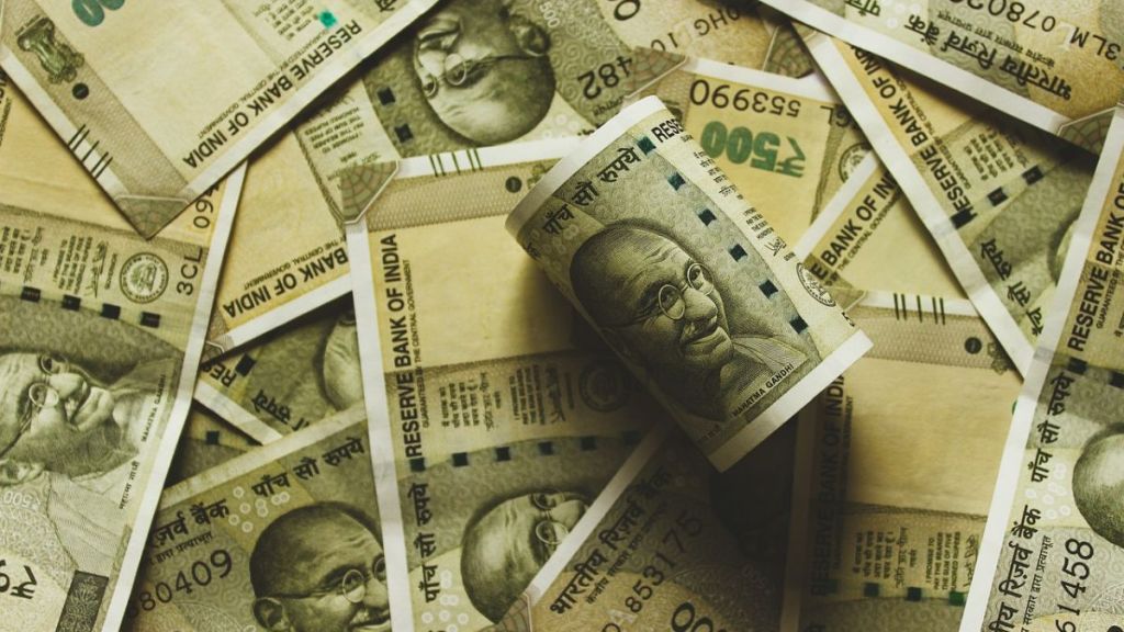 fiscal deficit, trade deficit