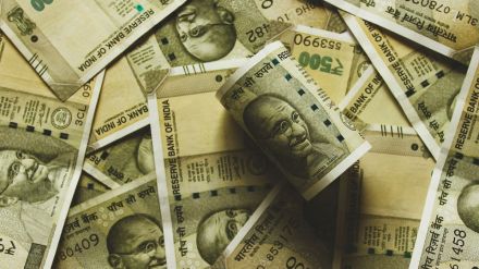 fiscal deficit, trade deficit