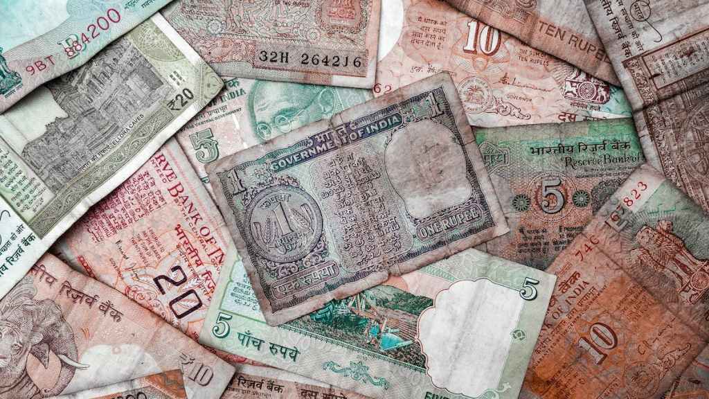 dollar to inr, indian rupee value against dollr, dollar value, inr vs dollar, indian currency value, indian rupee value today, indian rupee against dollar today