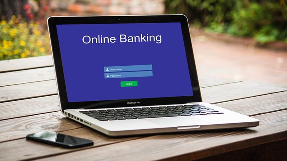 Banking tech firms capitalise on lenders' digital push Banking