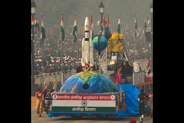 ISRO’s tableau depicting the successful soft landing of Chandrayaan-3 on the Moon near the south pole. (Image: PTI)