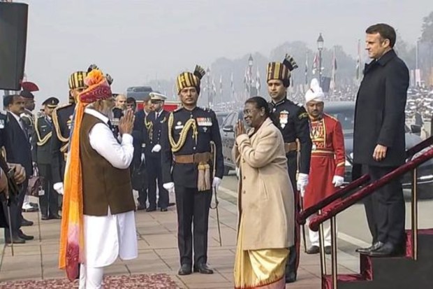 Prime Minister Narendra Modi receives President Murmu and Macron at Kartavya Path. (Image: PTI)