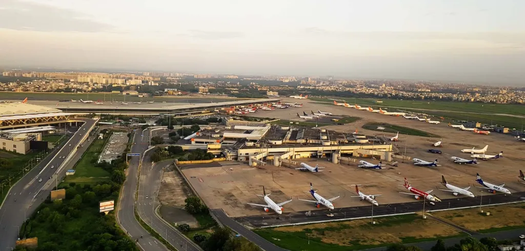 The delays have been reported from international flights from Abu Dhabi, Bangkok, Dammam, and Phuket among others (Image/Delhi Airport)