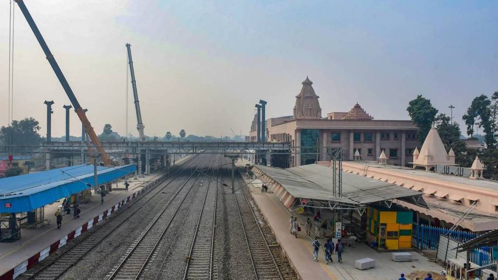 Indian Railways' station redevelopment plays pivotal role! Ashwini