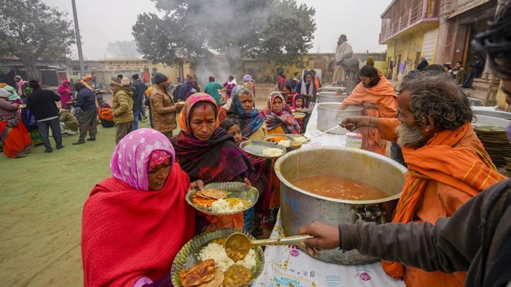 From ‘Ram ki Rasoi’ to langar by Nihang Sikhs: Ayodhya devotees getting free hot meals