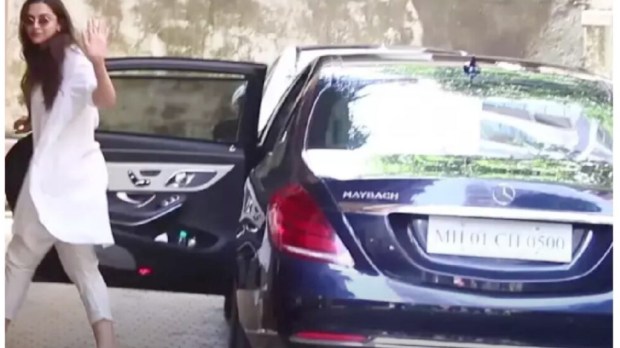 Deepika Padukone Mercedes MAybach S500
