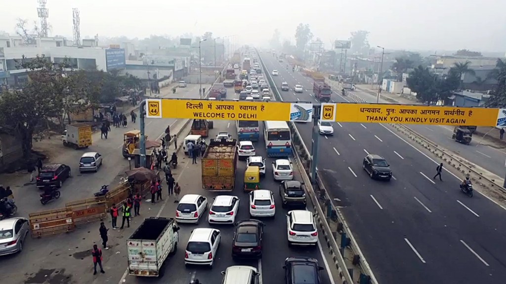 Delhi turns into a fortress, borders sealed ahead of farmers' march | See photos