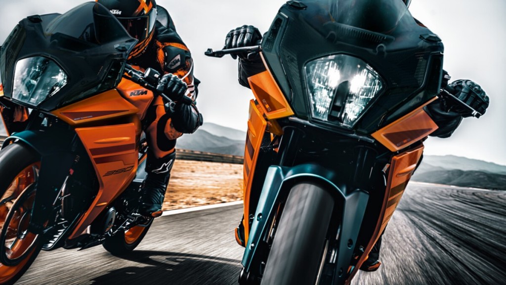 2024 ktm rc range colours