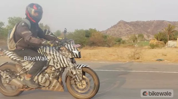 bajaj pulsar n250