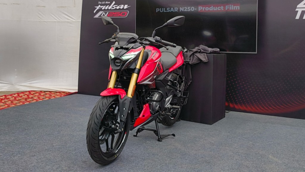 2024 bajaj pulsar n250