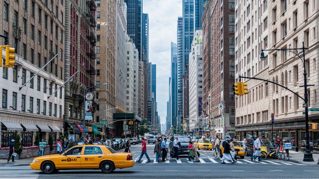 The U.S. Geological Survey reported a 4.8-magnitude earthquake hitting close to New York City