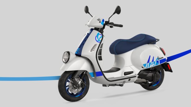 Vespa 140th edition