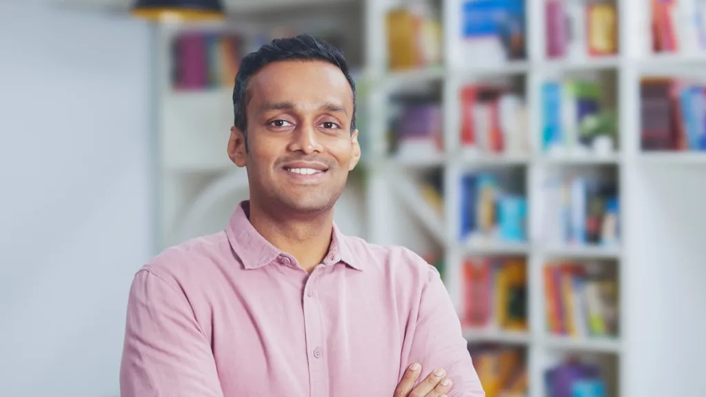 vivek sinha, OYO, Unacademy, Beyond Odds Technologies, seed funding, Matrix Partners India, Lightspeed.