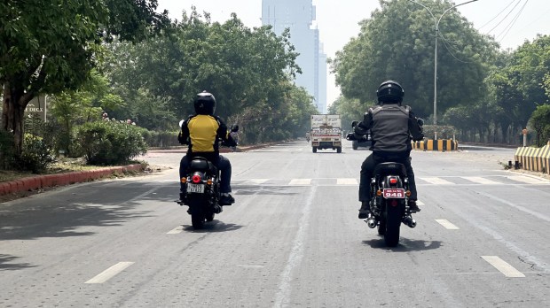 Bullet 350 Vs Jawa 350