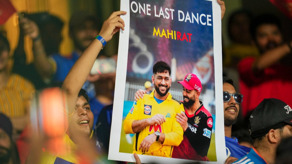 Last year Dhoni promised to return for one last season (Photo: PTI)