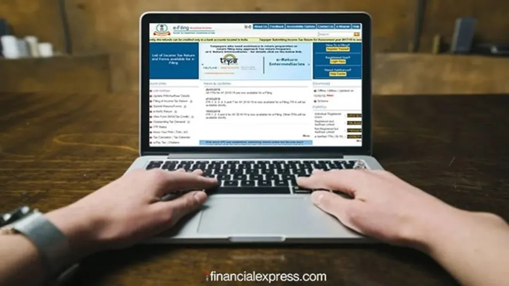 ITR Filing 2024: Can you download Form 16 for online income tax return filing?