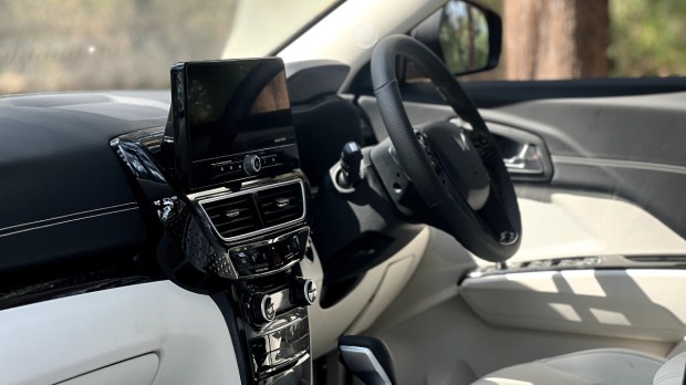 Mahindra XUV 3XO dashboard