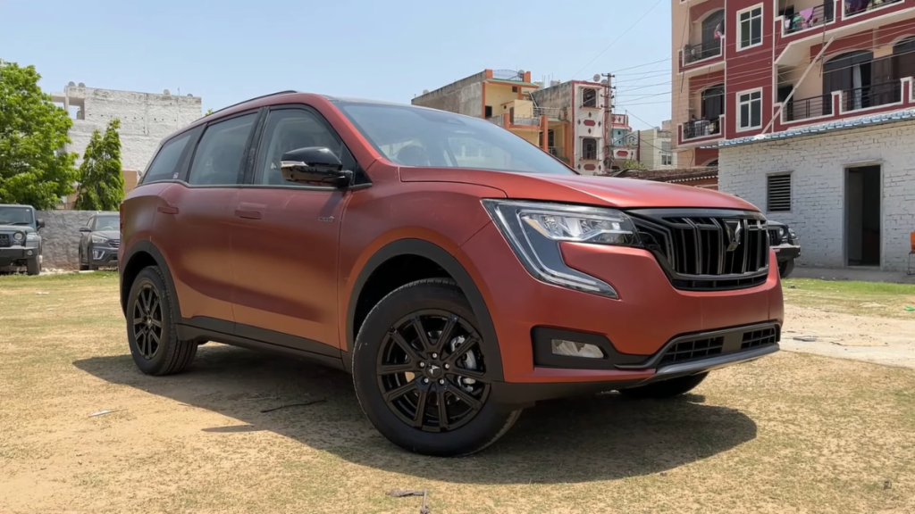 Mahindra XUV700 Blaze