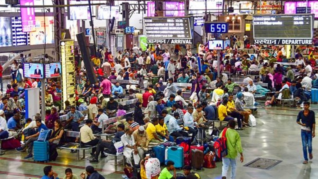 Mumbai, mumbai local trains, mumbai thane, thane station, local trains cancelled, mumbai local trains news, mumbai trains, thane trains, central railway, central railway block, local trains block