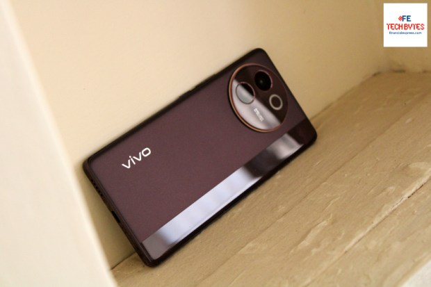 Vivo V30e review