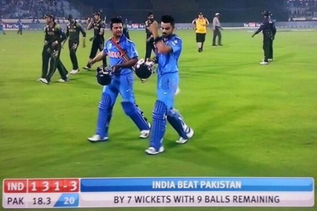 In the 2014 T20 World Cup, Pakistan’s batting was yet again feeble. Kohli, with support from his teammates, led India to a 7-wicket victory. (Photo: Reuters)