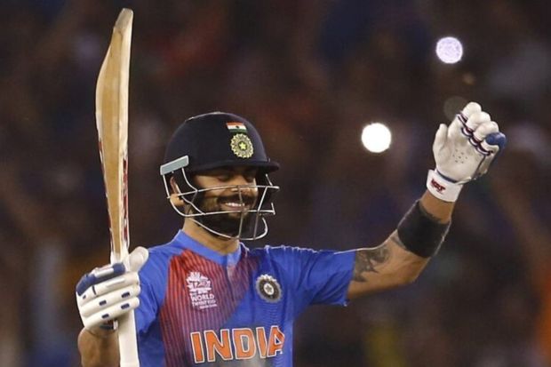 The 2016 game in Kolkata was a narrow win for India. Pakistan fought well with the ball despite a low run chase but couldn't dismiss chase master Virat Kohli, who led India to a 6-wicket victory. (Photo: Reuters)
