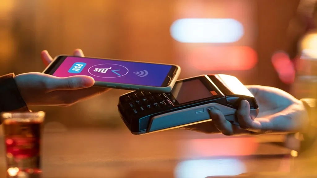 alternative payments, e-commerce, mobile wallets, India, China, bank transfers, QR code, digital payments