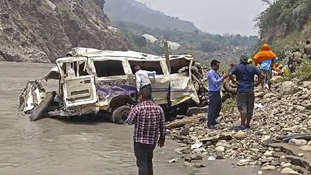 Rescue operation underway after a vehicle fell into a gorge in Uttarakhand's Rudraprayag, Saturday, June 15, 2024. Several passengers feared dead. (PTI Photo)