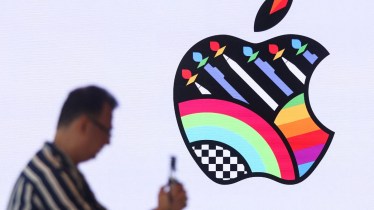 Apple foldable iPhone launch: Delayed!