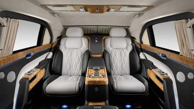 aurus senat putin gift